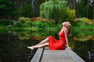 Relax, Yoga, Gesundheitstraining, Übungen am Arbeitsplatz, richtig Etspannen, Nackenschmerzen, Rücken Gesundheit